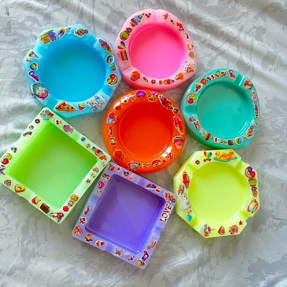 Lisa Frank Inspired Resin Ashtray - Picture 3 of 9